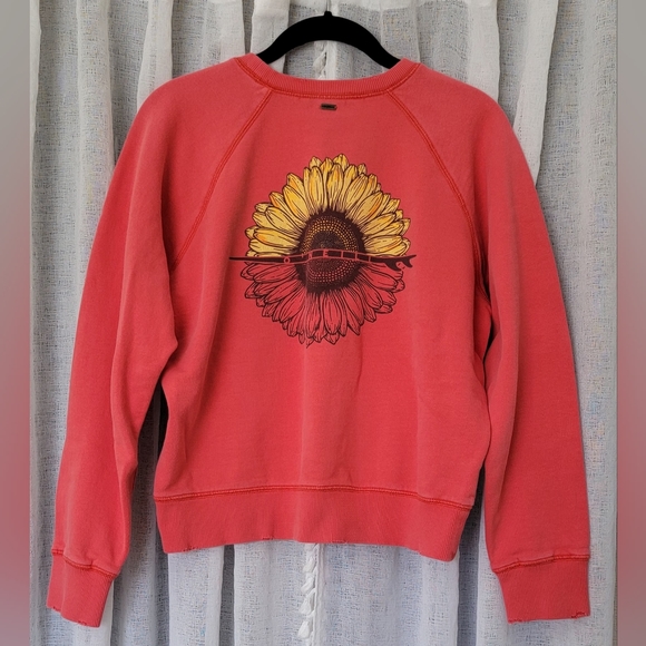 O'Neill Tops - O'NEILLL red-orange Sunflower Sweatshirt • Distressed • Small